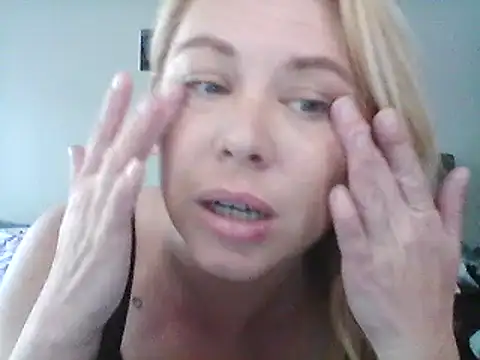 burrkitty online show from 30, 12, 2024