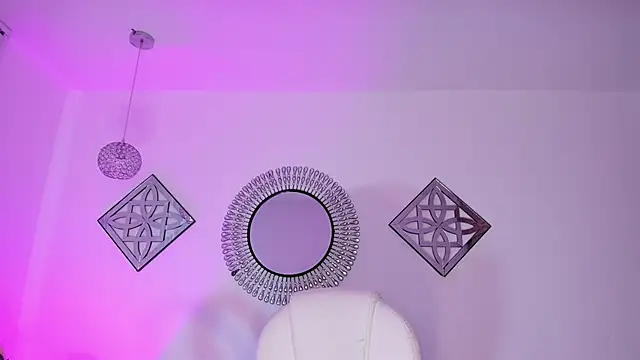 amelie jhons online show from 21, 9, 2025