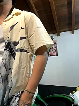 Valentino Xander online show from 14, 11, 2025