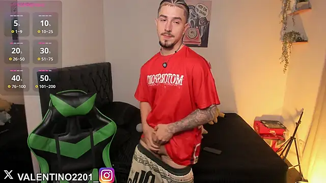 Valentino Xander online show from 15, 11, 2025