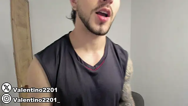 Valentino Xander online show from 4, 3, 2025