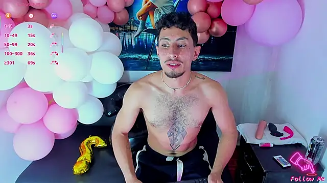 Piggy Eddy online show from 1, 10, 2025