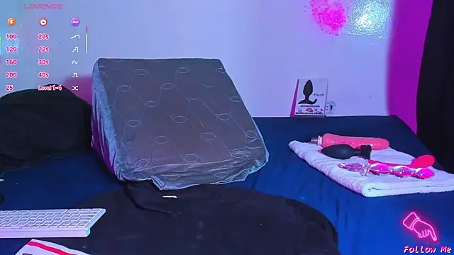 Piggy Eddy online show from 10, 2, 2026