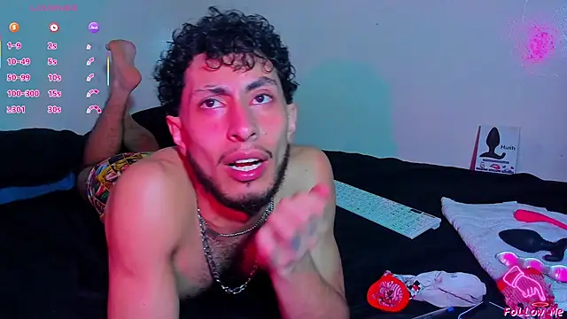 Piggy Eddy online show from 12, 4, 2026