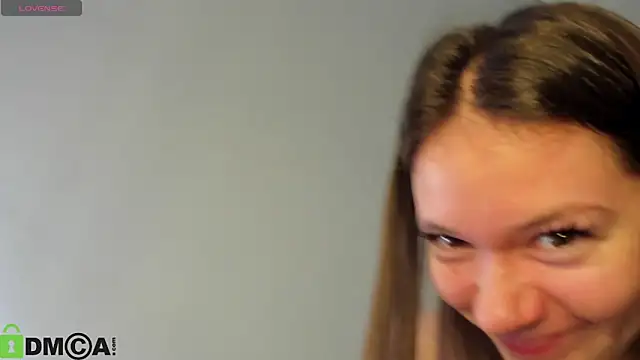 Nicole Charm online show from 8, 1, 2026