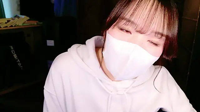 Snapshot of mari_tan_ch chatting on 6, 1, 2025 mari tan ch online show from 6, 1, 2025