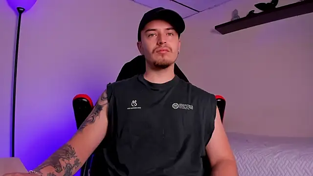 Snapshot of james_connor2 chatting on 9, 11, 2025 james connor2 online show from 9, 11, 2025