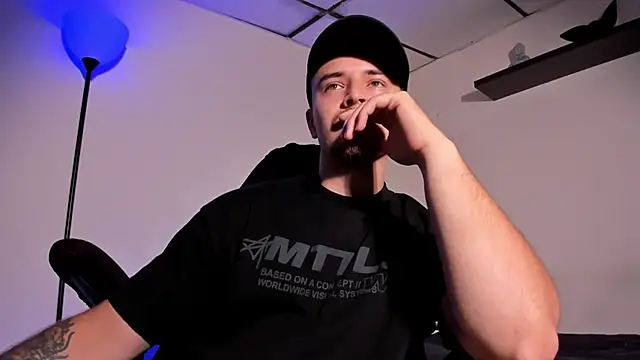 james connor2 online show from 25, 3, 2026