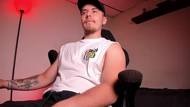 Snapshot of james_connor2 chatting on 23, 2, 2026 james connor2 online show from 23, 2, 2026