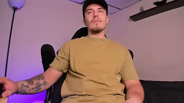 Snapshot of james_connor2 chatting on 29, 11, 2025 james connor2 online show from 29, 11, 2025