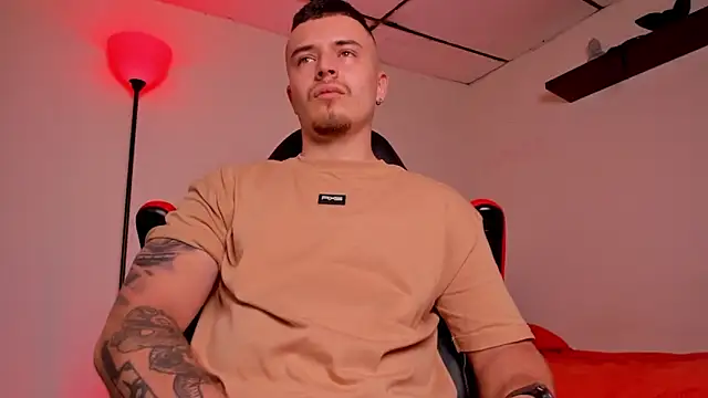 Snapshot of james_connor2 chatting on 22, 10, 2025 james connor2 online show from 22, 10, 2025