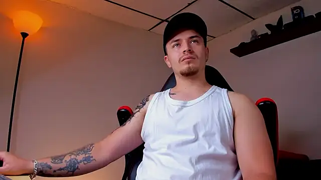 Snapshot of james_connor2 chatting on 12, 9, 2025 james connor2 online show from 12, 9, 2025