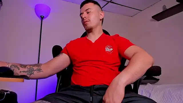 Snapshot of james_connor2 chatting on 14, 11, 2025 james connor2 online show from 14, 11, 2025