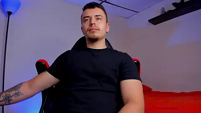 Snapshot of james_connor2 chatting on 3, 10, 2025 james connor2 online show from 3, 10, 2025