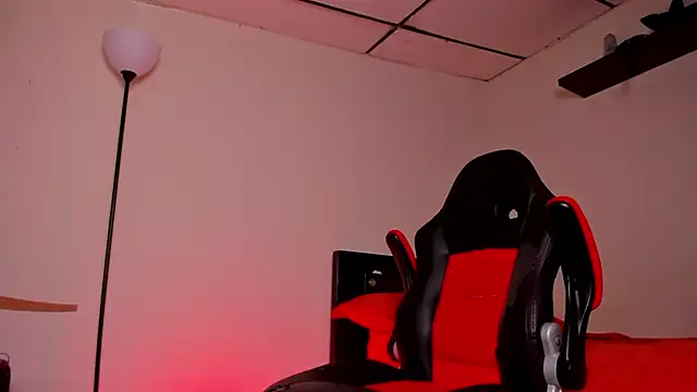 Snapshot of james_connor2 chatting on 15, 10, 2025 james connor2 online show from 15, 10, 2025