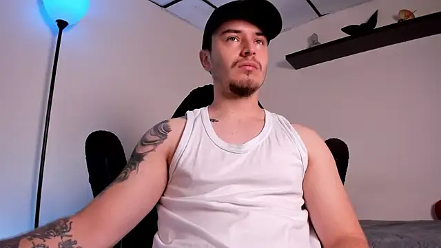 Snapshot of james_connor2 chatting on 1, 2, 2026 james connor2 online show from 1, 2, 2026