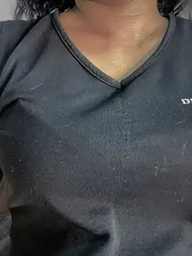 NethuQueen online show from 1, 2, 2026