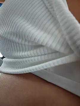 Izabella Bella online show from 17, 3, 2025