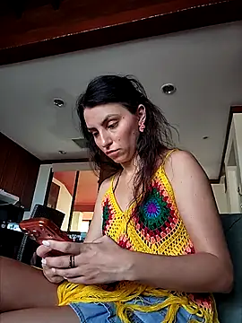 Izabella Bella online show from 8, 11, 2025