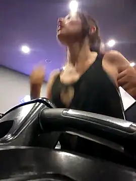 Izabella Bella online show from 19, 9, 2025