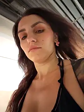 Izabella Bella online show from 10, 4, 2026