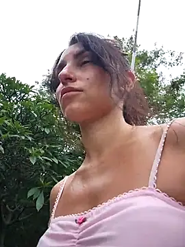 Izabella Bella online show from 13, 9, 2025