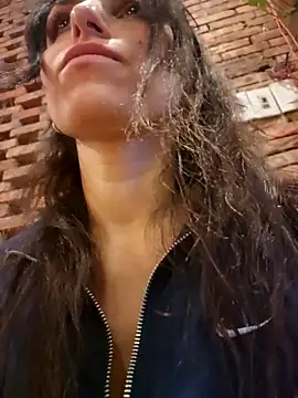 Izabella Bella online show from 19, 12, 2025