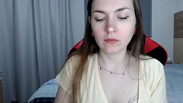 Snapshot of Naughty_Annn chatting on 14, 6, 2026 Naughty Annn online show from 14, 6, 2026