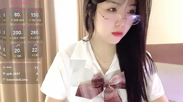 NickiBloom online show from 23, 3, 2025