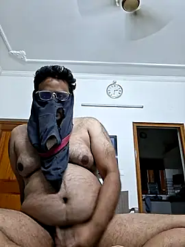 Snapshot of shree7776trrr chatting on 21, 10, 2025 shree7776trrr online show from 21, 10, 2025