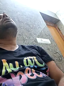 Snapshot of shree7776trrr chatting on 8, 9, 2025 shree7776trrr online show from 8, 9, 2025