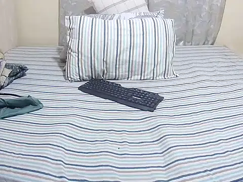 slender sweet online show from 15, 2, 2026