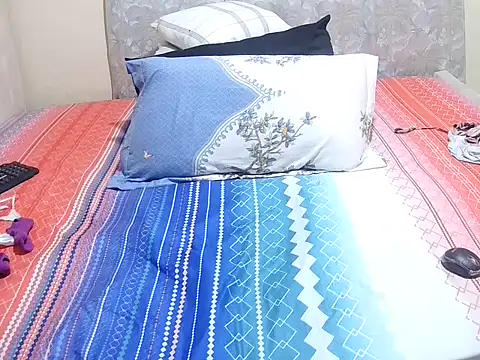 slender sweet online show from 13, 3, 2026