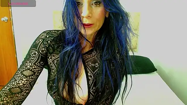 Snapshot of Alettalovee chatting on 11, 7, 2026 Alettalovee online show from 11, 7, 2026