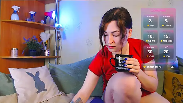 Caroline1995 online show from 25, 10, 2025