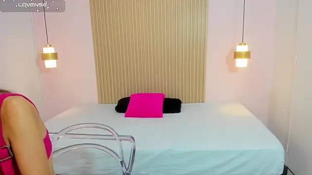 AliceRoss0 online show from 30, 3, 2026