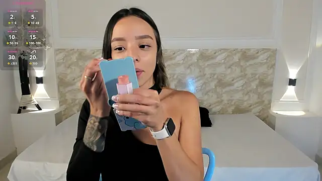 AliceRoss0 online show from 9, 10, 2025