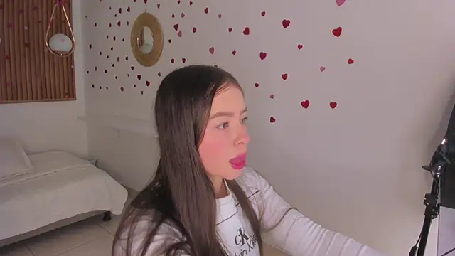 TiffanyWright online show from 1, 3, 2026