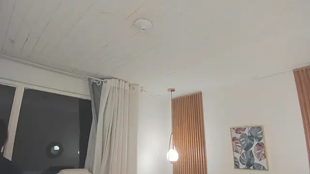 Snapshot of TiffanyWright chatting on 4, 12, 2025 TiffanyWright online show from 4, 12, 2025