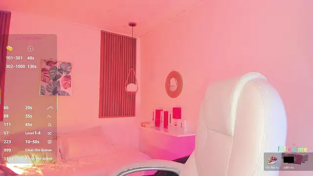 Snapshot of TiffanyWright chatting on 7, 11, 2025 TiffanyWright online show from 7, 11, 2025