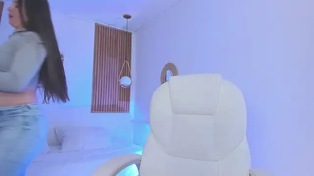 Snapshot of TiffanyWright chatting on 24, 11, 2025 TiffanyWright online show from 24, 11, 2025