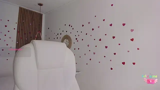 TiffanyWright online show from 15, 2, 2026