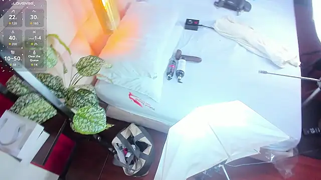 Snapshot of Amberluy chatting on 3, 12, 2025 Amberluy online show from 3, 12, 2025