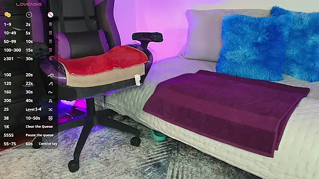 Cassie fletcher  online show from 12, 10, 2025