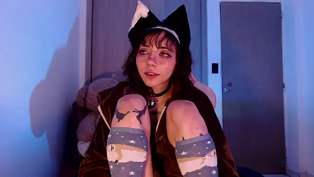 Snapshot of Alicedangerrr chatting on 18, 10, 2025 Alicedangerrr online show from 18, 10, 2025