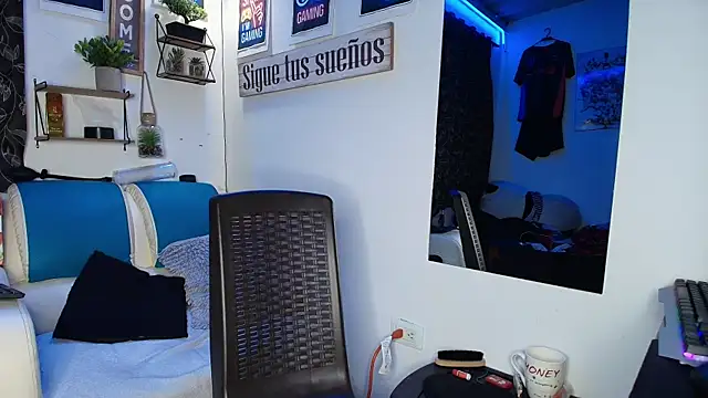 Leenar Key online show from 21, 9, 2025