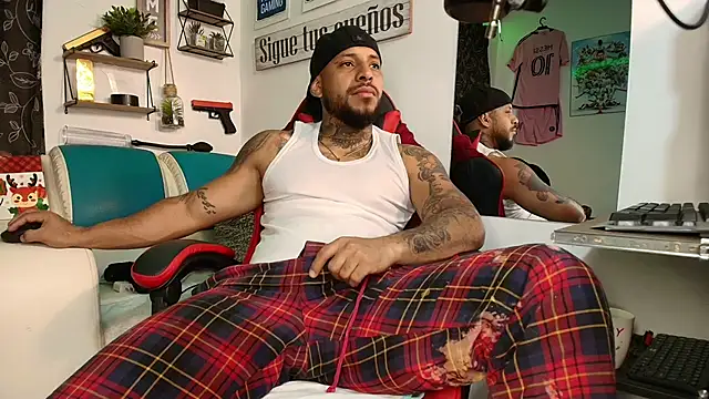 Leenar Key online show from 11, 11, 2025