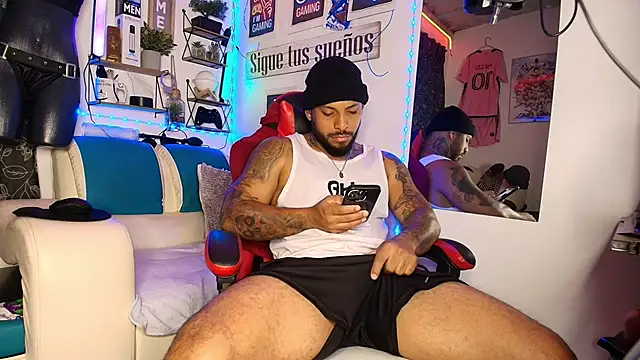 Leenar Key online show from 30, 3, 2026