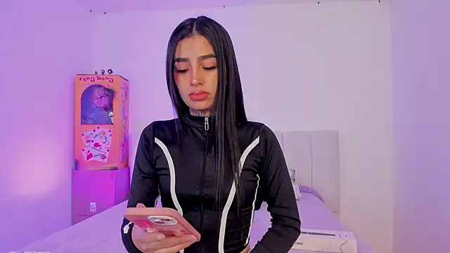 shadowcatt  online show from 18, 9, 2025