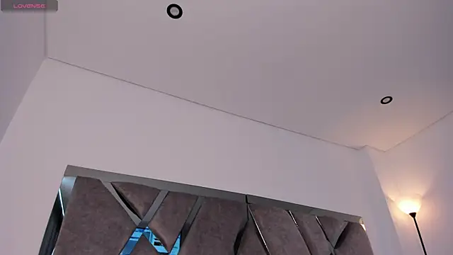 samaay07  online show from 10, 4, 2026